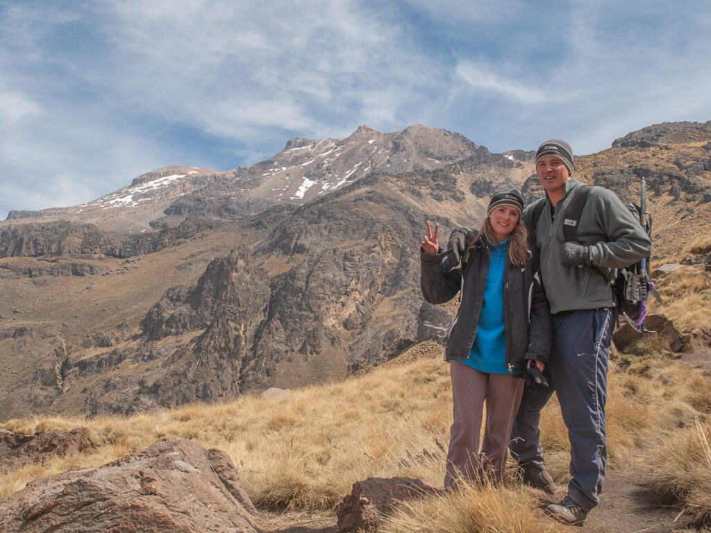 El senderimo lo podemos practicar todos ya que no requiere técnicas de seguridad como la escalada o rappel.